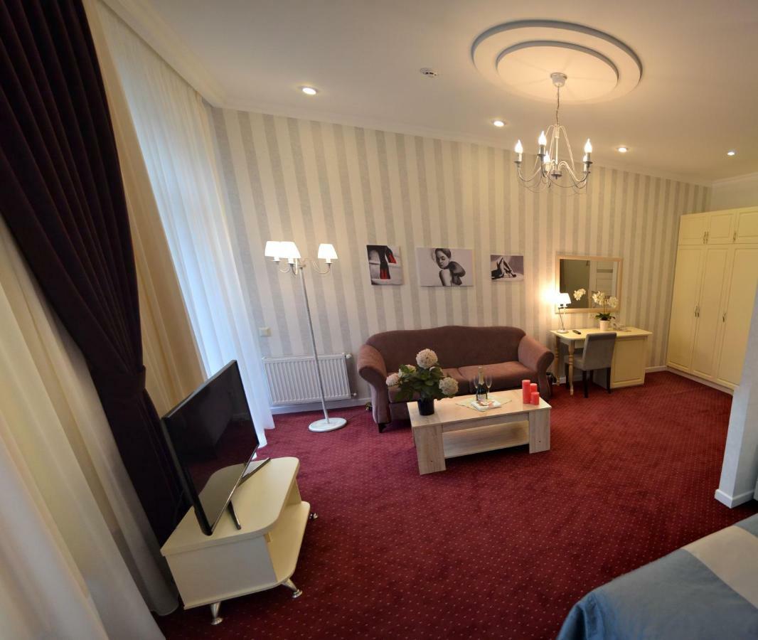 Hotel Ajur Odessa Ngoại thất bức ảnh